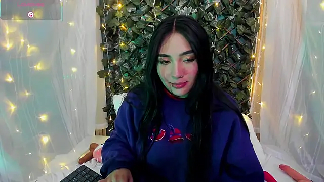 Snapshot of Enyel_valmina chatting on 03/18/25, 12:27 Enyel valmina online show from 03/18/25, 12:27