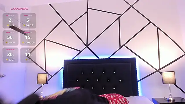 Liiam smith  online show from 03/10/25, 06:45