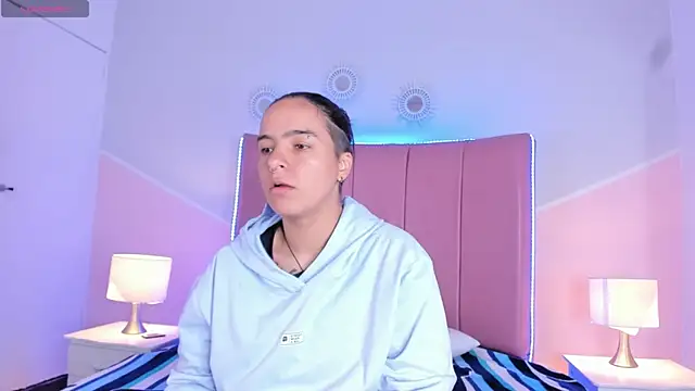 Liiam smith  online show from 09/12/25, 01:11