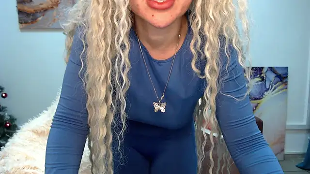 Snapshot of MissisCaty chatting on 02/03/25, 10:32 MissisCaty online show from 02/03/25, 10:32