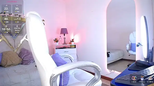 Alexaamoon  online show from 11/13/25, 12:15