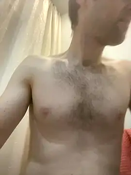 LynnAhNight online show from 10/23/25, 03:28