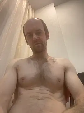 LynnAhNight online show from 10/25/25, 03:03