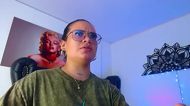 Snapshot of Taliana36 chatting on 02/25/25, 12:55 Taliana36 online show from 02/25/25, 12:55