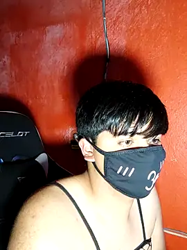 LuisA Femm online show from 02/20/25, 05:55