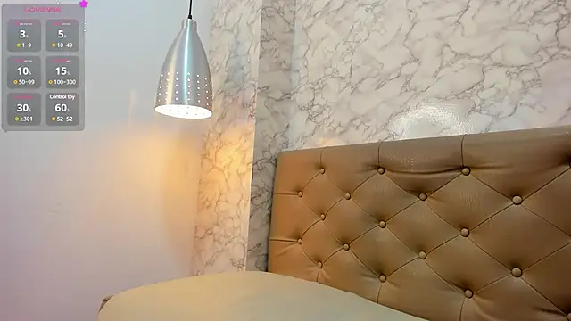 PamelaAddams  online show from 03/19/25, 03:20