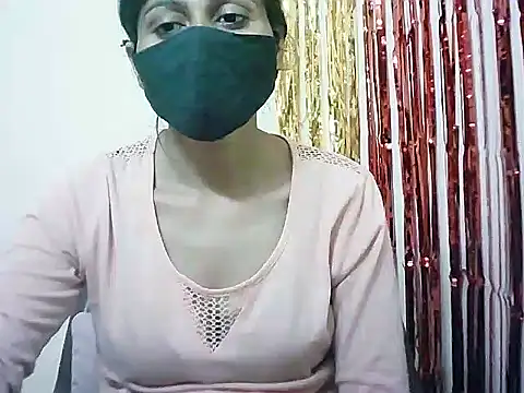 Snapshot of Rubi-Ji chatting on 03/17/25, 01:46 Rubi-Ji online show from 03/17/25, 01:46