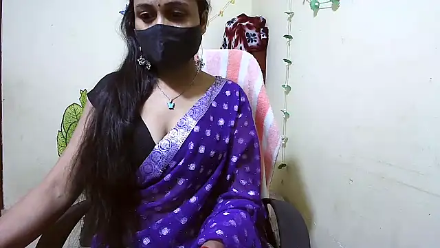 Rubi-Ji online show from 11/07/25, 04:23