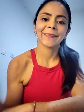 Snapshot of hema_gold chatting on 02/21/25, 11:54 hema gold online show from 02/21/25, 11:54