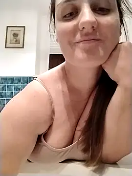 Snapshot of PrincessEileen89 chatting on 09/15/25, 10:10 PrincessEileen89 online show from 09/15/25, 10:10