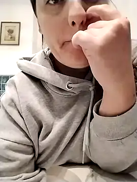 Snapshot of PrincessEileen89 chatting on 10/27/25, 10:14 PrincessEileen89 online show from 10/27/25, 10:14