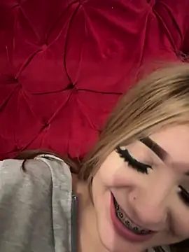 Snapshot of akirahattori chatting on 10/17/25, 04:37 akirahattori online show from 10/17/25, 04:37