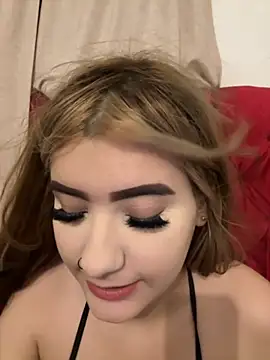 Snapshot of akirahattori chatting on 10/21/25, 02:12 akirahattori online show from 10/21/25, 02:12