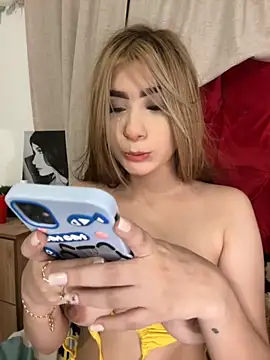 Snapshot of akirahattori chatting on 10/24/25, 03:14 akirahattori online show from 10/24/25, 03:14