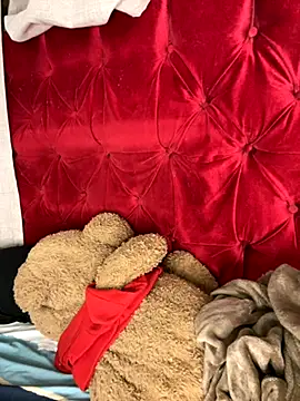 Snapshot of akirahattori chatting on 10/31/25, 03:40 akirahattori online show from 10/31/25, 03:40