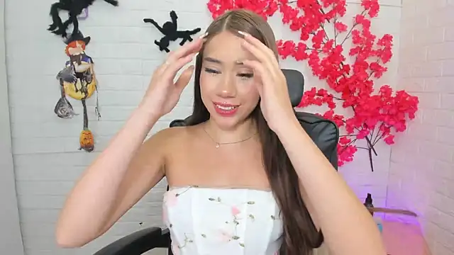 BarbieGirl    online show from 10/31/25, 05:30