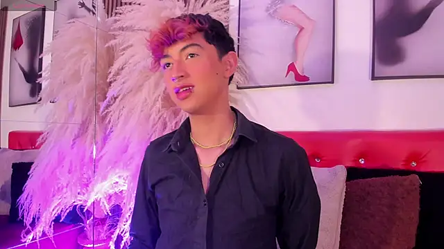 Snapshot of Allen_Starck chatting on 11/06/25, 02:34 Allen Starck online show from 11/06/25, 02:34