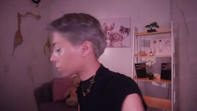 soidai miiu online show from 10/08/25, 11:52