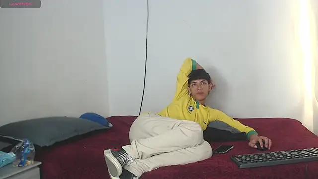 Snapshot of the_murderer chatting on 03/18/25, 05:20 the murderer online show from 03/18/25, 05:20