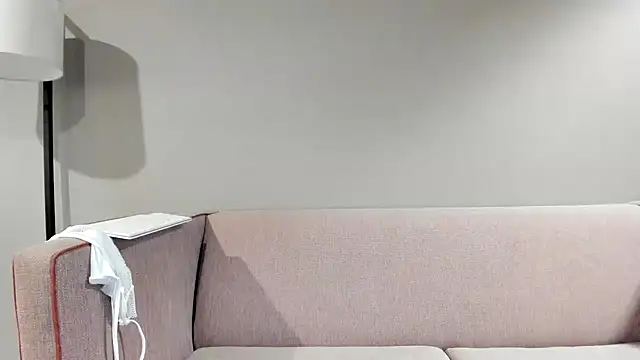 Snapshot of kaliii_jones chatting on 02/11/25, 02:25 kaliii jones online show from 02/11/25, 02:25