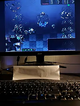 Snapshot of leinadanal chatting on 02/23/25, 10:31 leinadanal online show from 02/23/25, 10:31