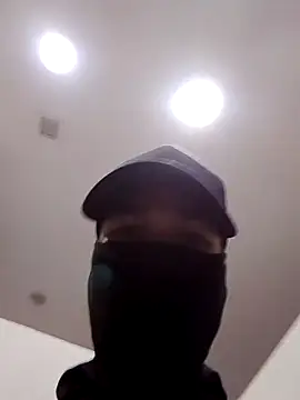 1Dseralmora2 online show from 10/22/25, 08:36