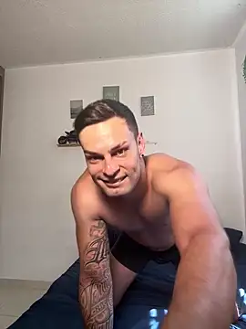 Snapshot of Fitmanx chatting on 02/02/25, 04:00 Fitmanx online show from 02/02/25, 04:00