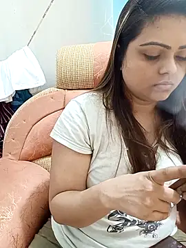 blue-berry07 online show from 10/12/25, 04:33