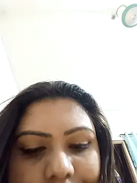 blue-berry07 online show from 11/04/25, 07:46