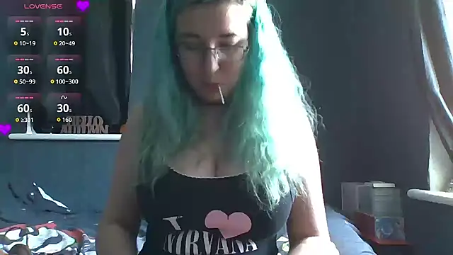 BunnieXO247 online show from 10/25/25, 02:24