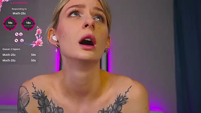 LeaCox  online show from 11/05/25, 07:52