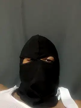 Snapshot of tunenarica22 chatting on 10/23/25, 10:08 tunenarica22 online show from 10/23/25, 10:08