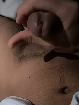 amialiii online show from 02/14/25, 04:58