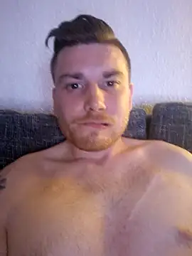 Foxtrott 242 online show from 09/27/25, 10:37