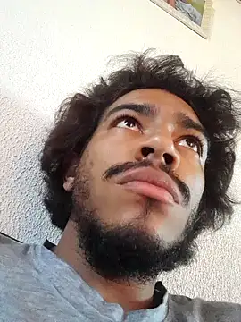 Mineirinho043 online show from 11/22/25, 02:49