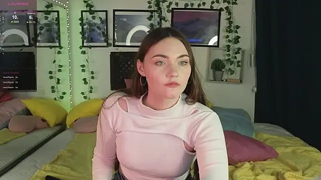 Snapshot of Kira_Jin chatting on 02/19/25, 12:33 Kira Jin online show from 02/19/25, 12:33