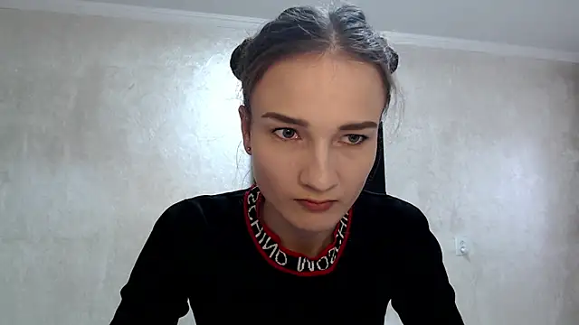 RoyalDessertt online show from 11/11/25, 09:20