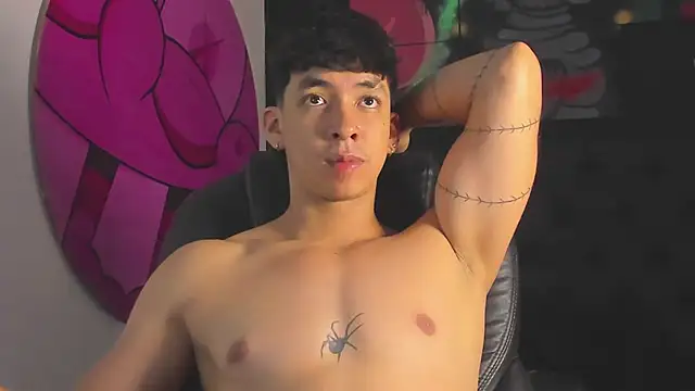 ISAAC CRYSTON online show from 10/08/25, 07:33