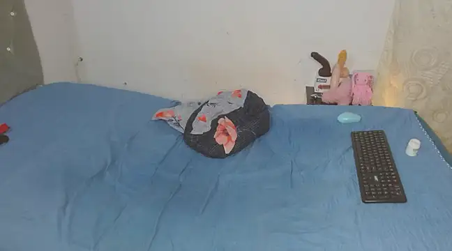 Said hot01 online show from 03/21/25, 10:39