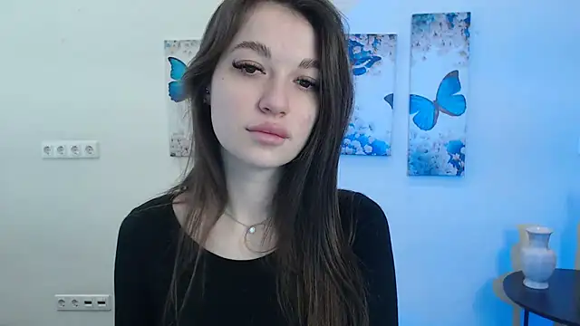 Snapshot of Eva_Eldis chatting on 02/05/25, 10:51 Eva Eldis online show from 02/05/25, 10:51