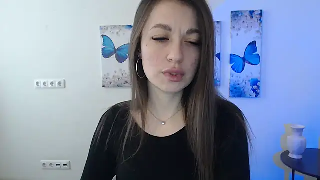 Snapshot of Eva_Eldis chatting on 02/16/25, 09:48 Eva Eldis online show from 02/16/25, 09:48