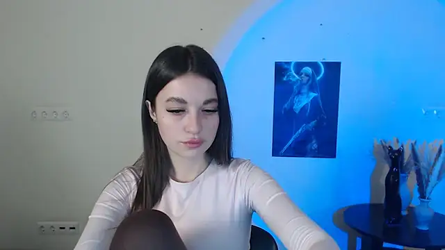 Snapshot of Eva_Eldis chatting on 03/17/25, 04:54 Eva Eldis online show from 03/17/25, 04:54