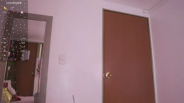 Snapshot of Neekito_ chatting on 11/22/25, 12:26 Neekito online show from 11/22/25, 12:26