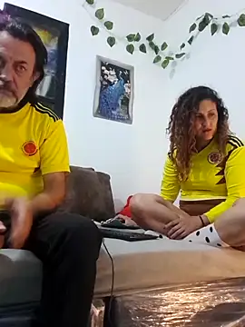 jeans and emma online show from 10/11/25, 10:41