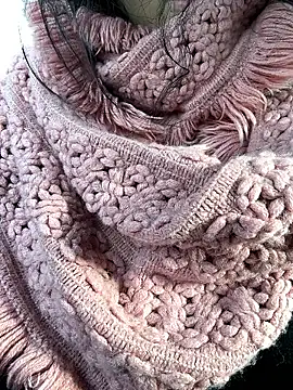 Loveblackzilla online show from 11/08/25, 01:22