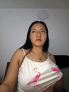 Snapshot of CuteHarper chatting on 10/11/25, 03:28 CuteHarper online show from 10/11/25, 03:28