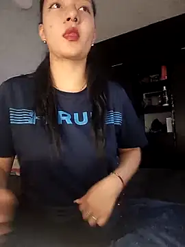 Snapshot of CuteHarper chatting on 10/22/25, 01:50 CuteHarper online show from 10/22/25, 01:50