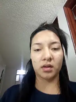 Snapshot of CuteHarper chatting on 10/23/25, 10:52 CuteHarper online show from 10/23/25, 10:52