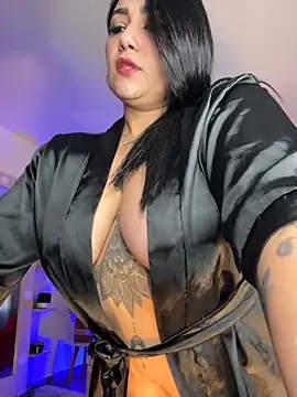 Madissonlove 1 online show from 11/18/25, 11:36