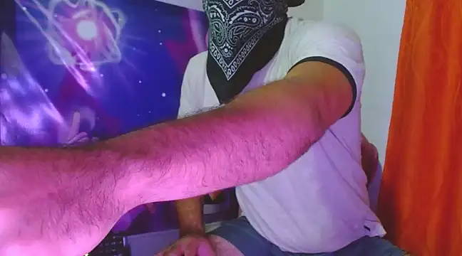 Snapshot of Antoni7_0 chatting on 03/12/25, 07:06 Antoni7 0 online show from 03/12/25, 07:06